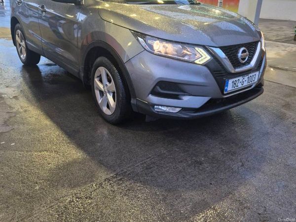 Nissan Qashqai MPV, Diesel, 2018, Grey