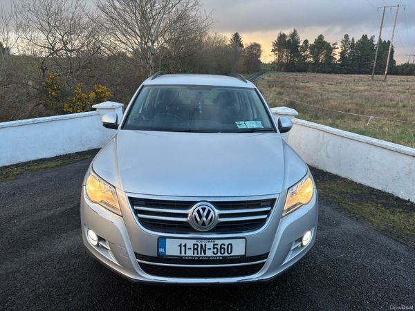 Volkswagen Tiguan SUV, Diesel, 2011, Silver