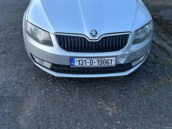 Skoda Octavia Saloon, Diesel, 2013, Silver