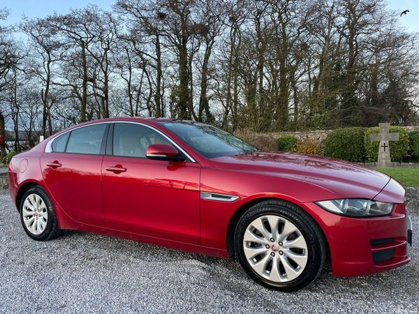 Jaguar XE Saloon, Diesel, 2016, Red