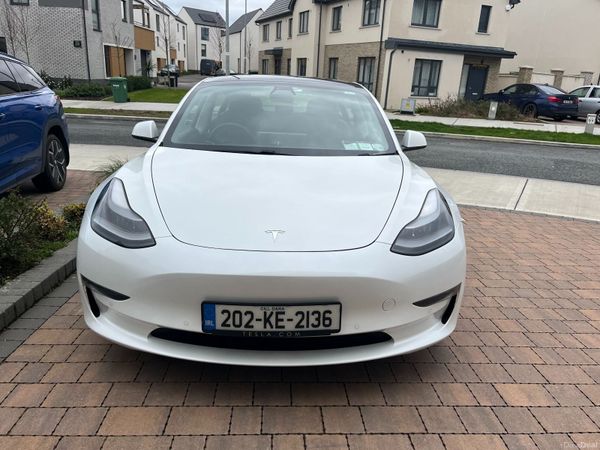 Tesla Model 3 Saloon, Electric, 2020, White