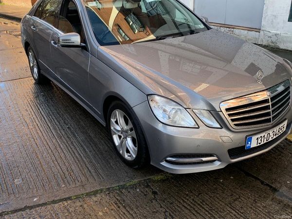 Mercedes-Benz E-Class Saloon, Diesel Hybrid, 2013, Silver