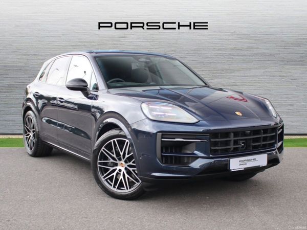 Porsche Cayenne SUV, Petrol Plug-in Hybrid, 2026, Blue