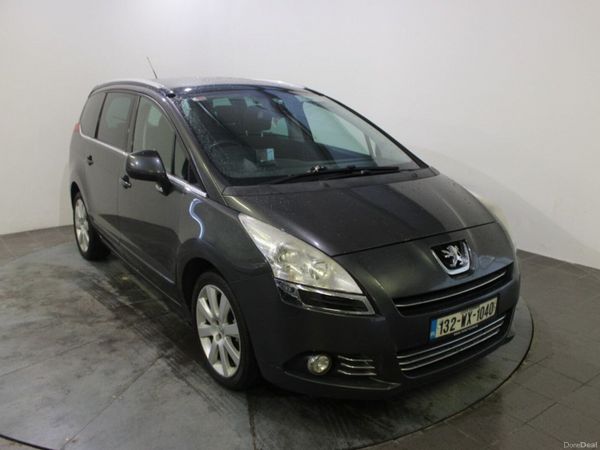 Peugeot 5008 MPV, Diesel, 2013, Grey