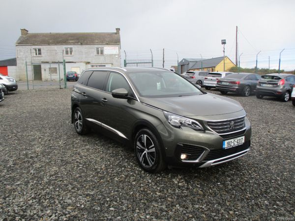 Peugeot 5008 MPV, Diesel, 2019, Grey