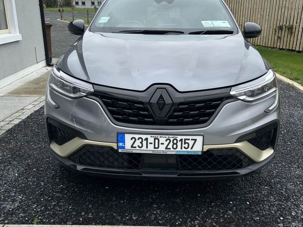 Renault Arkana Hatchback, Petrol, 2023, Grey