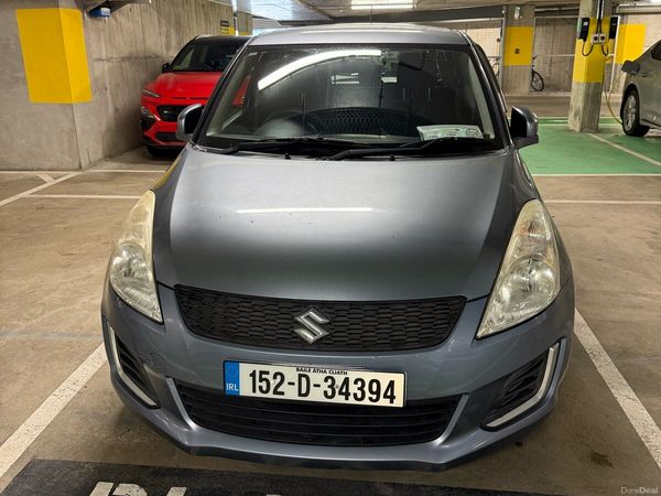 Suzuki Swift Hatchback, Petrol, 2014, Red