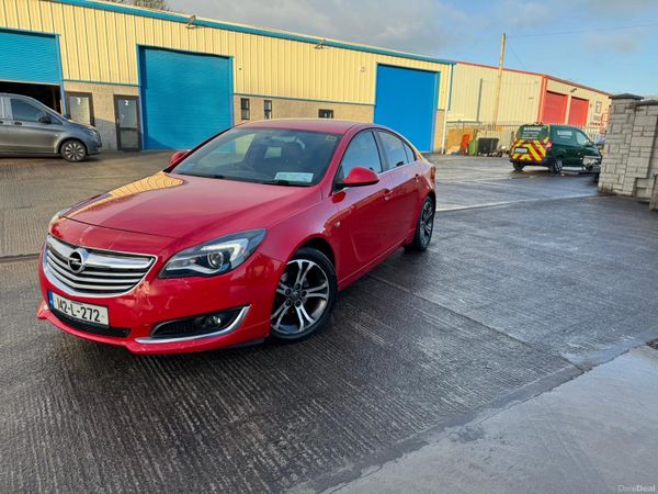Opel Insignia MPV, Diesel, 2014, Red