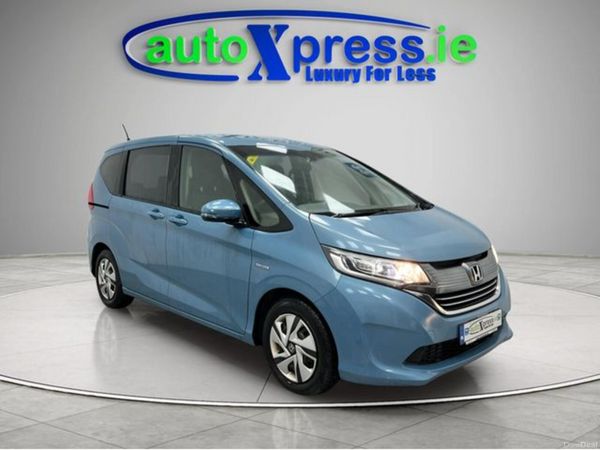 Honda Freed MPV, Petrol Hybrid, 2018, Blue