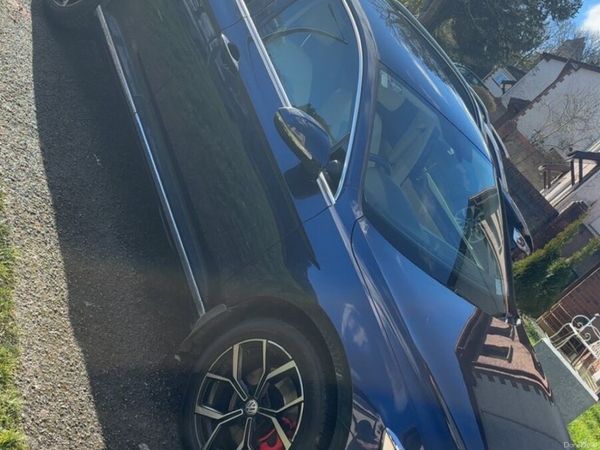 Volkswagen Passat Saloon, Diesel, 2016, Blue