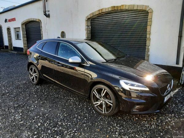 Volvo V50 Hatchback, Diesel, 2017, Black