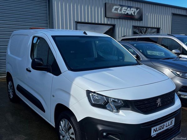 Peugeot Partner MPV, Diesel, 2022, White