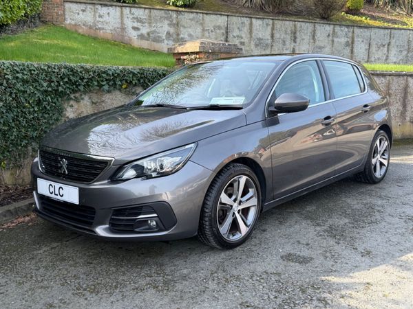 Peugeot 2008 Hatchback, Diesel, 2017, Grey