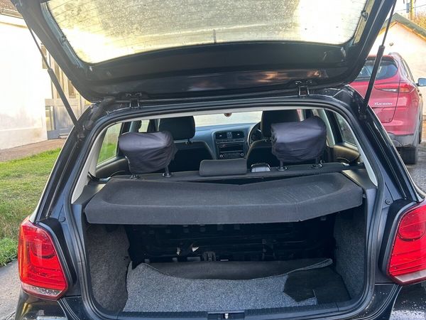 Volkswagen Polo Hatchback, Petrol, 2012, Black