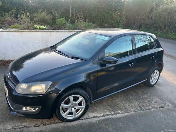 Volkswagen Polo Hatchback, Petrol, 2012, Black