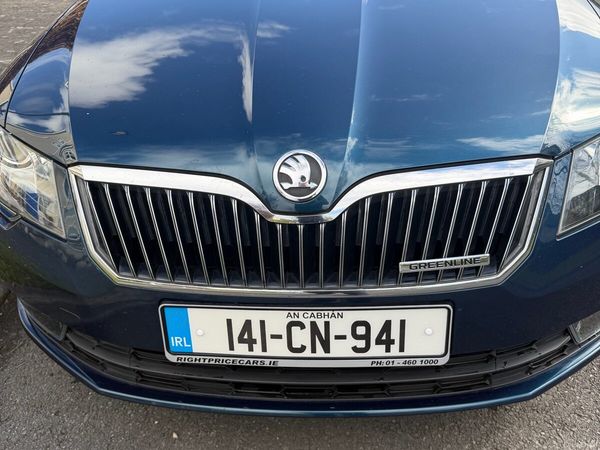 Skoda Superb Hatchback, Diesel, 2014, Blue