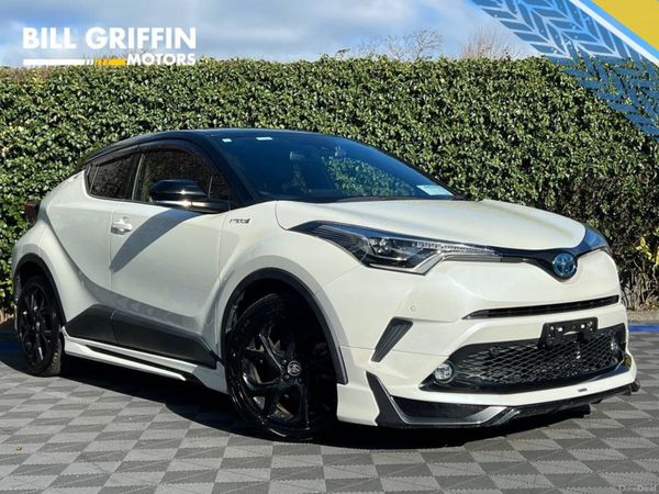 Toyota C-HR SUV, Petrol Hybrid, 2019, White