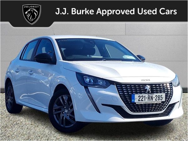 Peugeot 208 Hatchback, Petrol, 2022, White