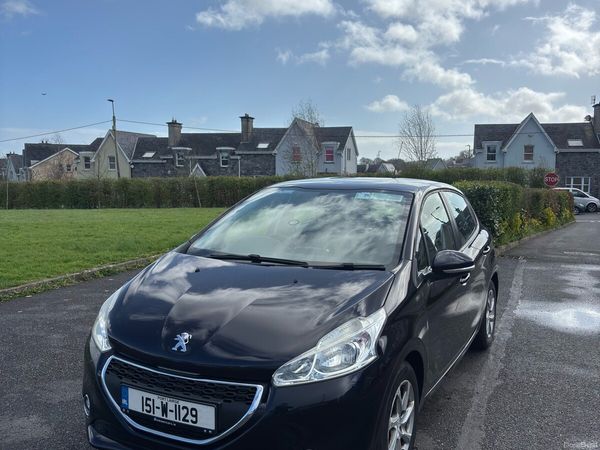 Peugeot 208 Hatchback, Diesel, 2015, Blue