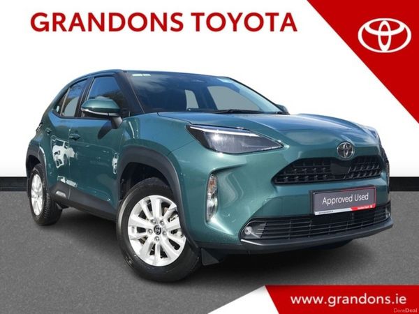 Toyota Yaris Cross SUV, Petrol Hybrid, 2025, Green