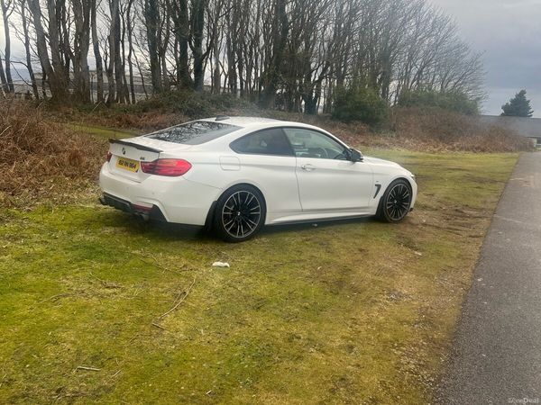 BMW 4-Series Coupe, Diesel, 2015, White