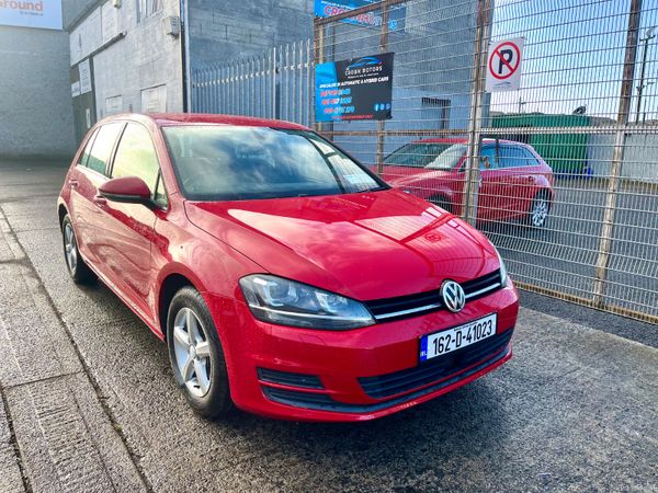 Volkswagen Golf Hatchback, Petrol, 2016, Red