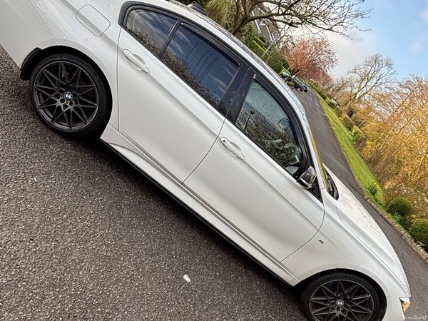 BMW 3-Series Saloon, Diesel, 2014, White