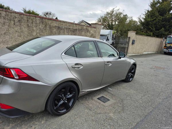 Lexus IS Saloon, Petrol Hybrid, 2016, Silver