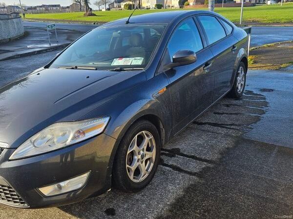 Ford Mondeo Hatchback, Diesel, 2010, Grey