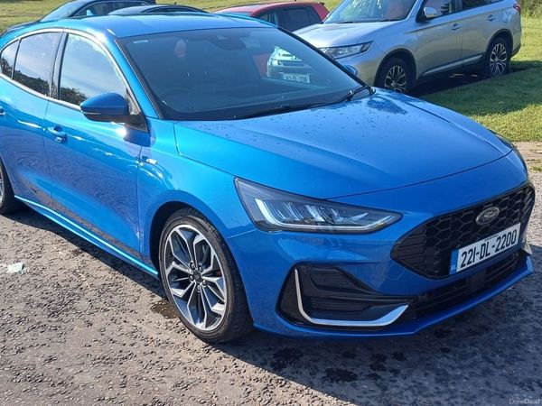Ford Focus Hatchback, Diesel, 2022, Blue