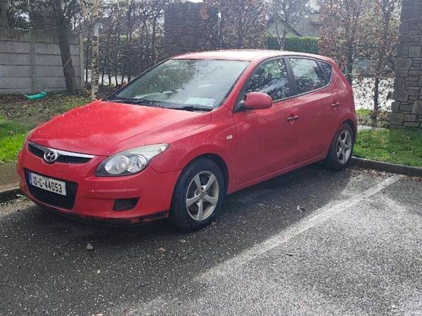 Hyundai i30 Hatchback, Diesel, 2010, Red