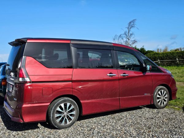 Nissan Serena MPV, Petrol Hybrid, 2017, Red