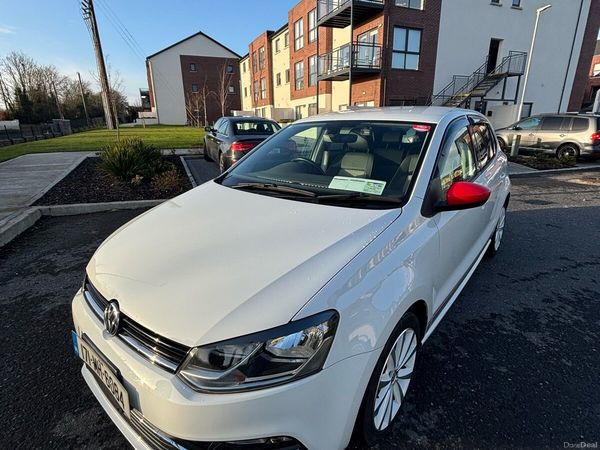 Volkswagen Polo Hatchback, Petrol, 2017, White
