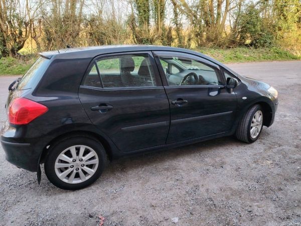 Toyota Auris Hatchback, Petrol, 2008, Black