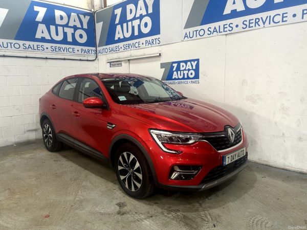 Renault Arkana Hatchback, Petrol, 2022, Red