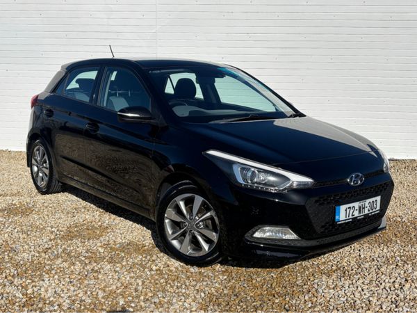 Hyundai i20 Hatchback, Petrol, 2017, Black