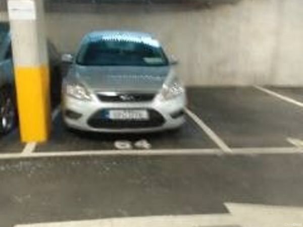 Ford Focus Hatchback, Petrol, 2009, Silver