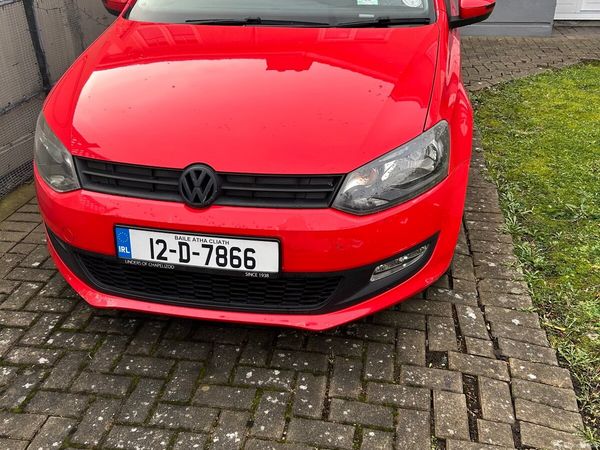 Volkswagen Polo Hatchback, Petrol, 2012, Red