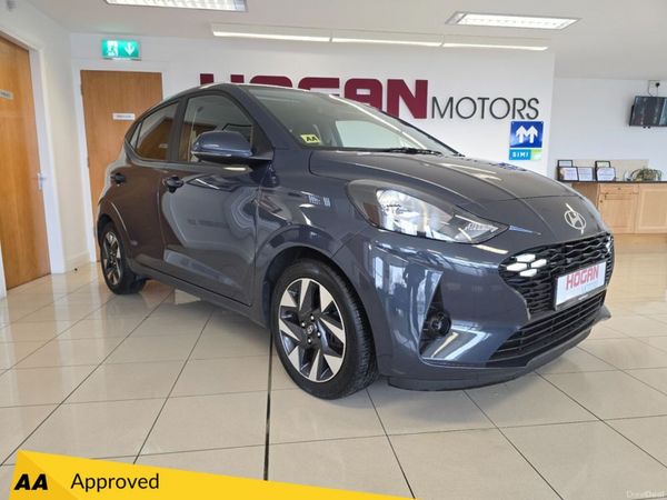 Hyundai i10 Hatchback, Petrol, 2023, Grey