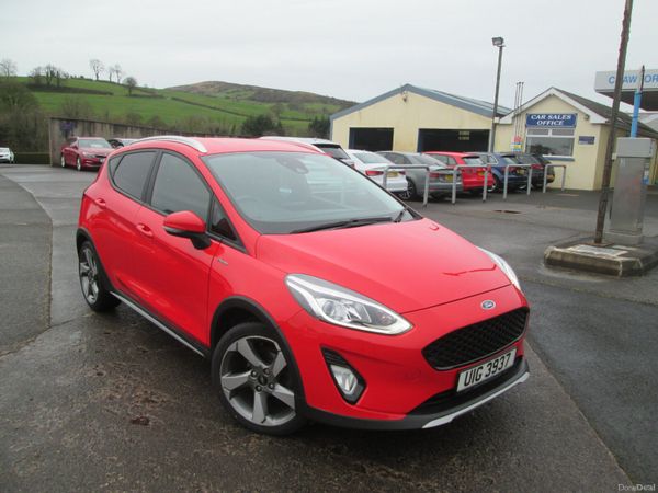 Ford Fiesta Hatchback, Petrol, 2019, Red