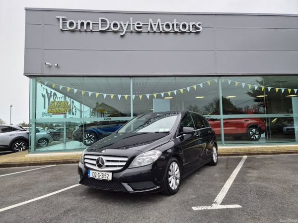 Mercedes-Benz B-Class MPV, Petrol, 2013, Black