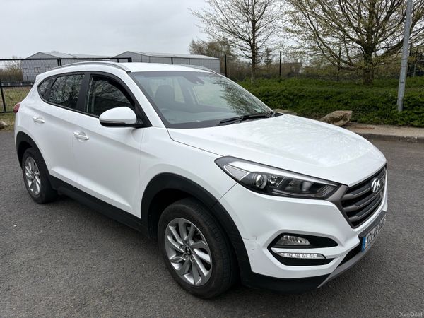 Hyundai Tucson SUV, Diesel, 2017, White