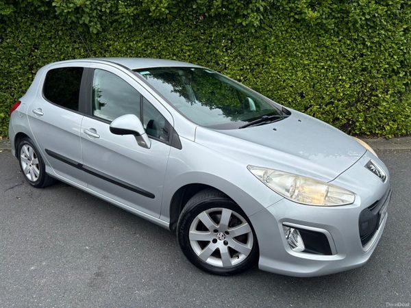 Peugeot 308 Hatchback, Diesel, 2012, Silver