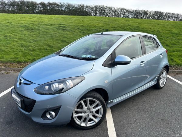 Mazda Mazda2 Hatchback, Petrol, 2013, Blue