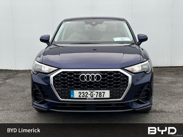 Audi Q3 SUV, Diesel, 2023, Blue