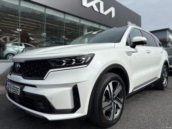 Kia Sorento SUV, Petrol Plug-in Hybrid, 2021, White
