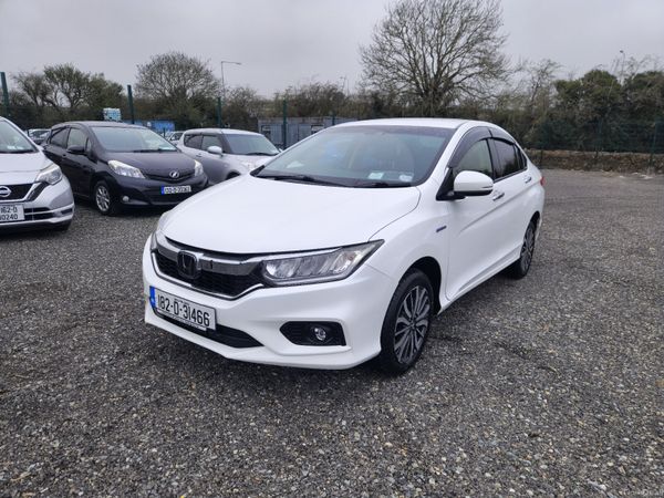 Honda Grace Saloon, Petrol Hybrid, 2018, White