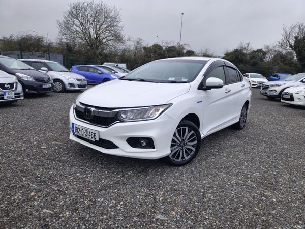 Honda Grace Saloon, Petrol Hybrid, 2018, White