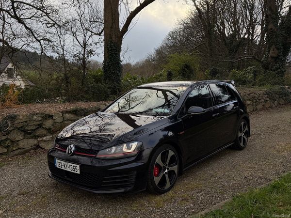 Volkswagen Golf Hatchback, Petrol, 2013, Black