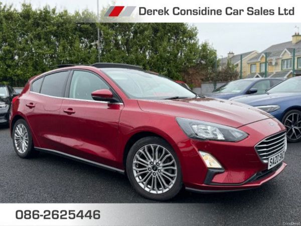 Ford Focus Hatchback, Diesel, 2020, Red